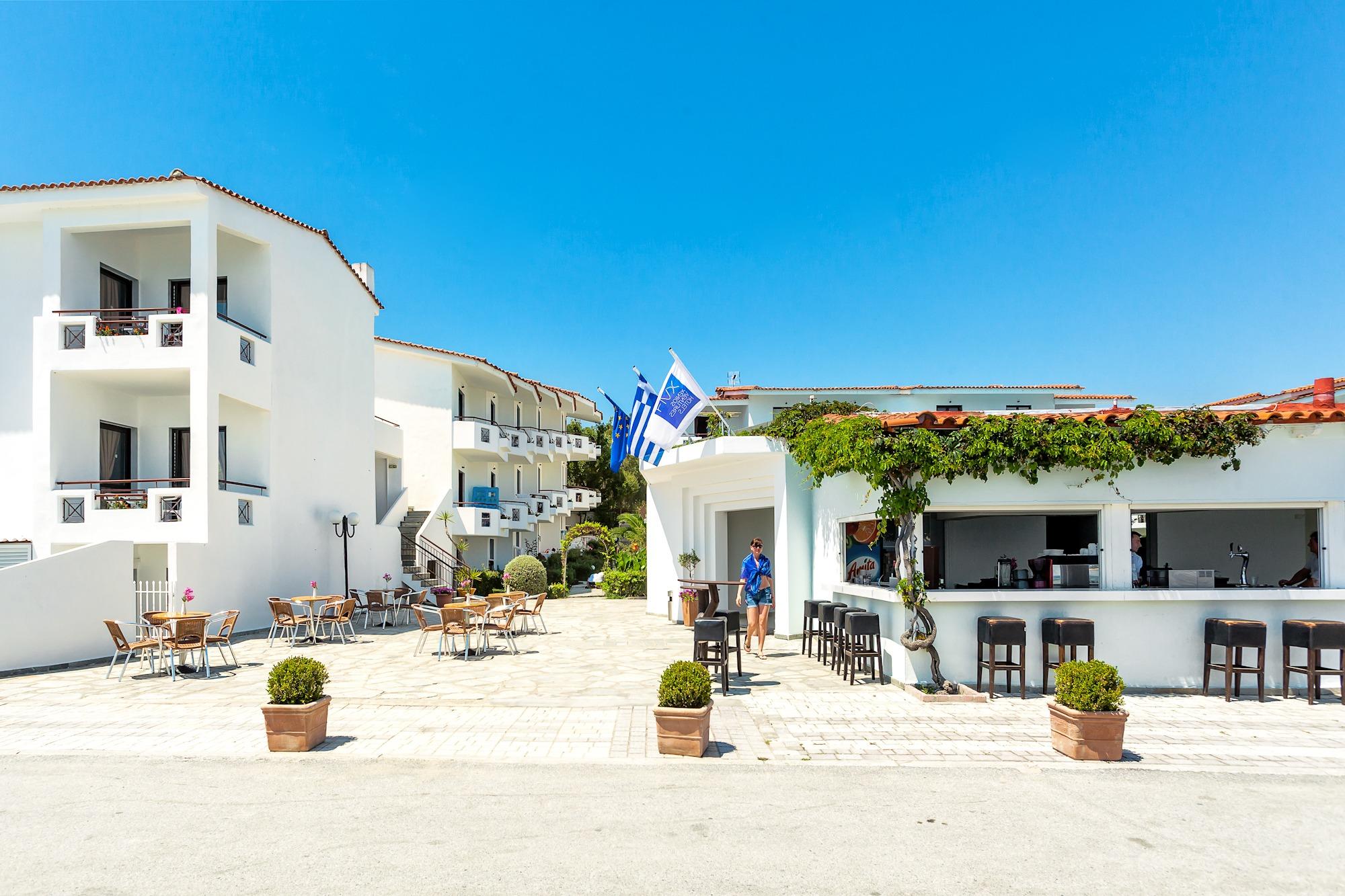 Xenios Dolphin Beach Hotel Possidi Exterior foto