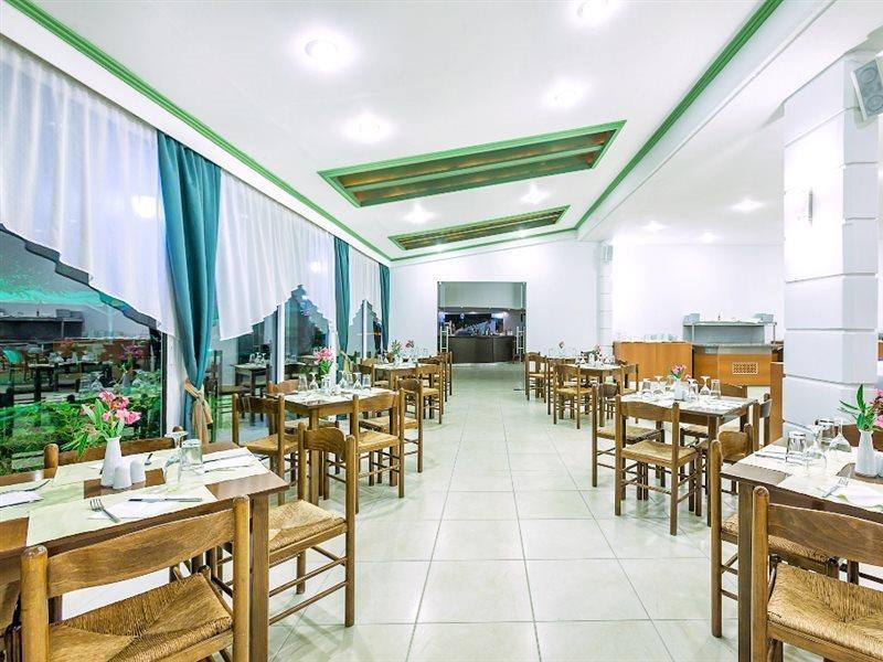 Xenios Dolphin Beach Hotel Possidi Exterior foto