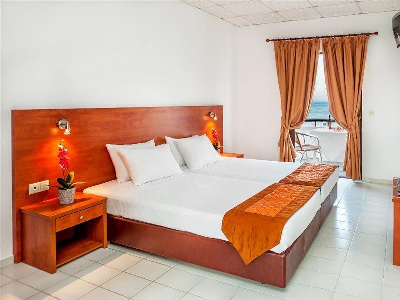 Xenios Dolphin Beach Hotel Possidi Exterior foto